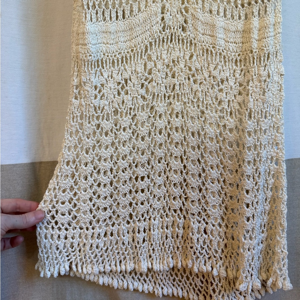 🤍 Forever 21 Cream Crochet Dress Size S- L 100% Viscose - Picture 5 of 8